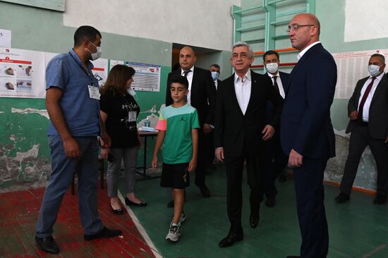 Досрочные парламентские выборы в Армении