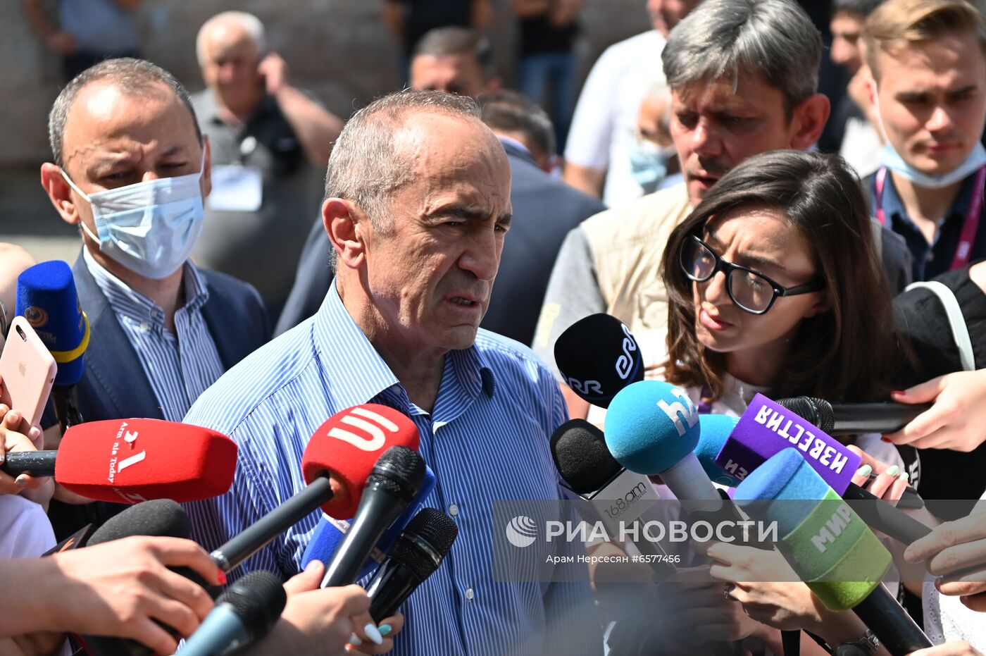 Досрочные парламентские выборы в Армении