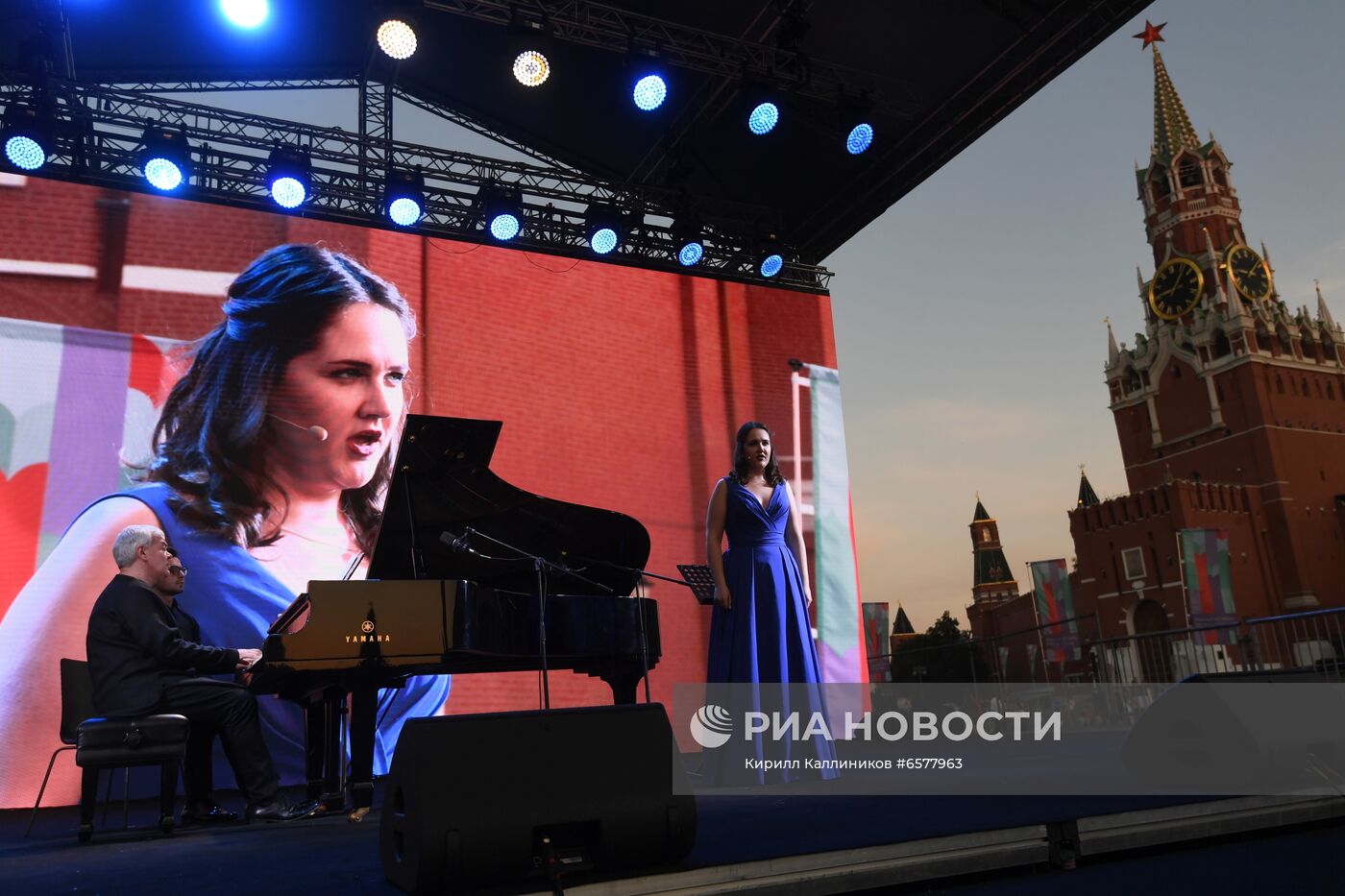Книжный фестиваль "Красная площадь". День четвертый
