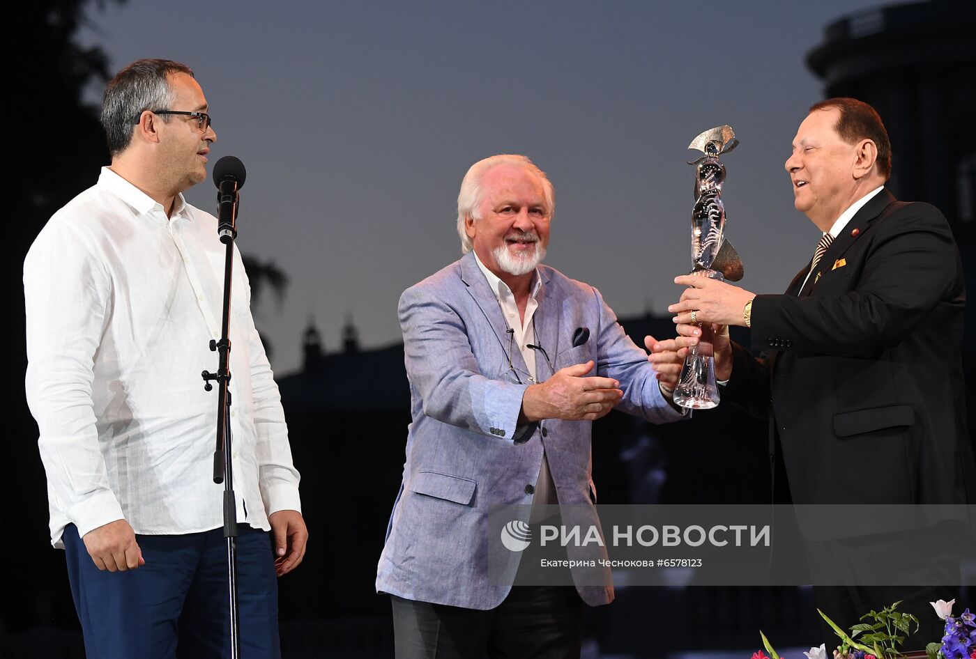 ХХХ церемония вручения первой театральной премии "Хрустальная Турандот" 