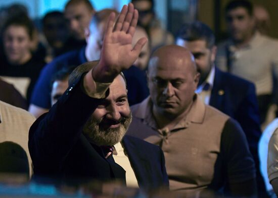 Досрочные парламентские выборы в Армении