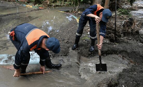 Ликвидация последствий наводнения в Ялте
