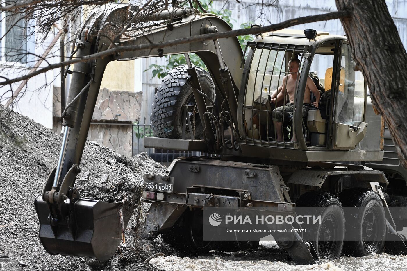 Ликвидация последствий наводнения в Ялте