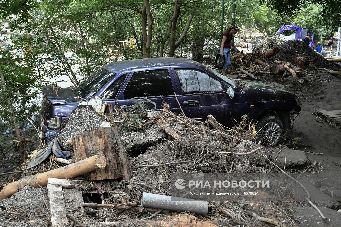 Ликвидация последствий наводнения в Ялте