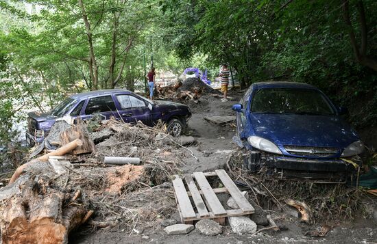 Ликвидация последствий наводнения в Ялте