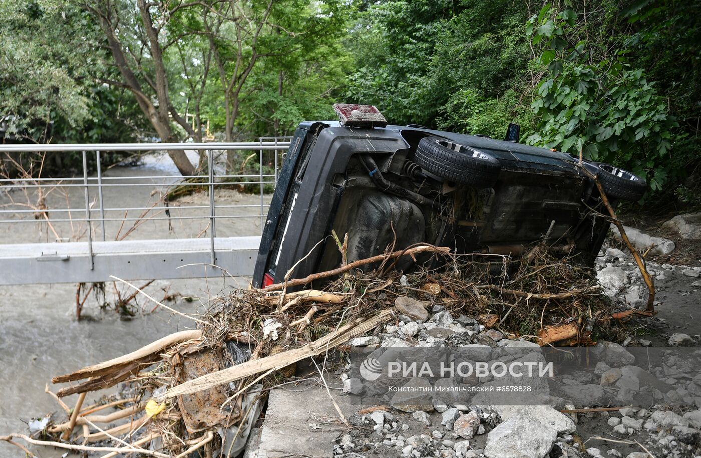 Ликвидация последствий наводнения в Ялте