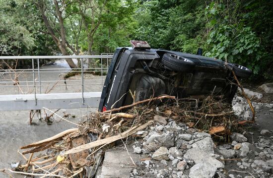 Ликвидация последствий наводнения в Ялте