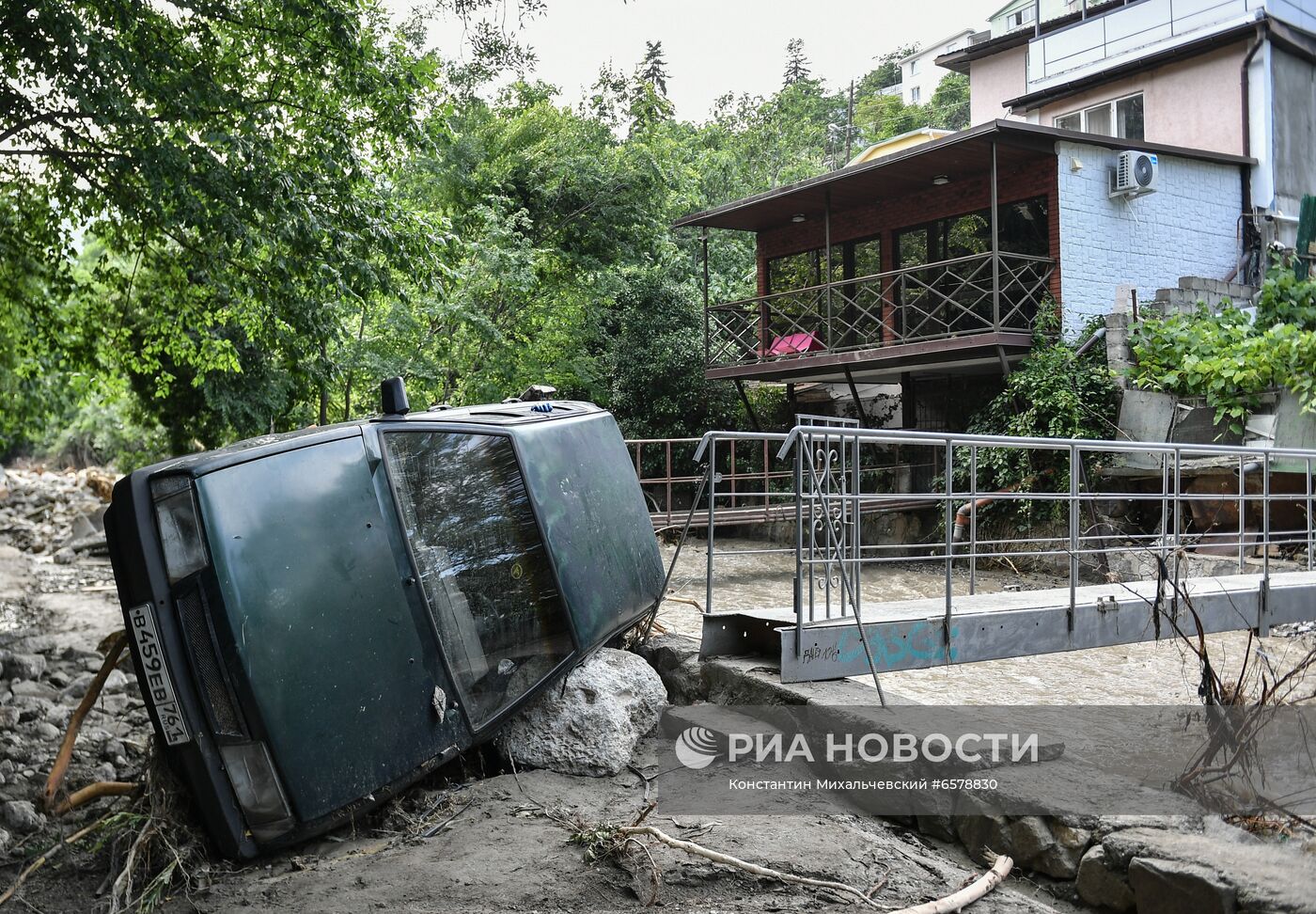 Ликвидация последствий наводнения в Ялте