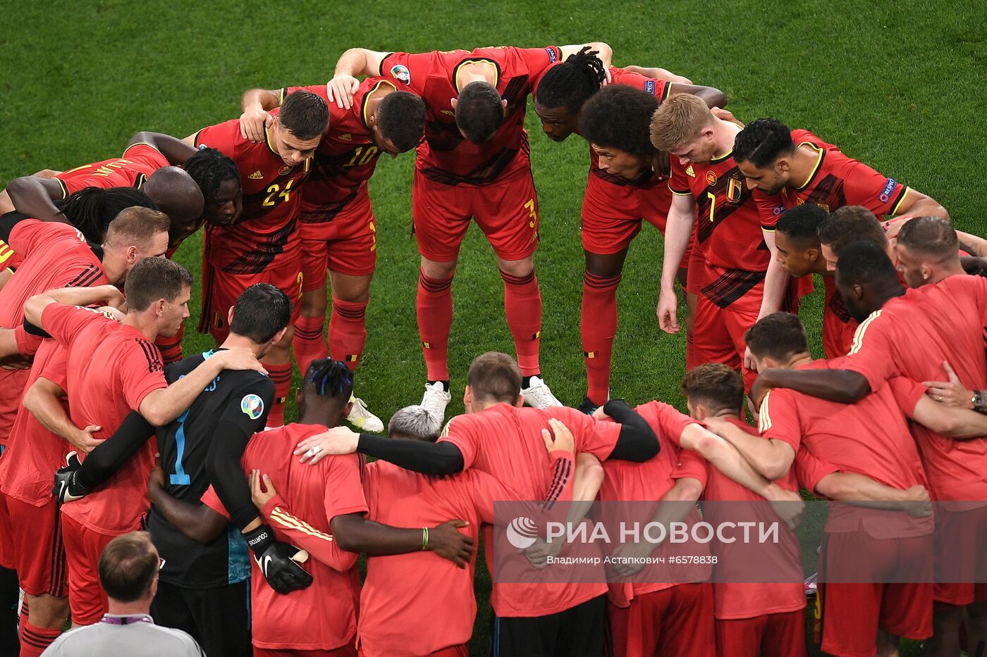 Футбол. ЧЕ-2020. Матч Финляндия - Бельгия