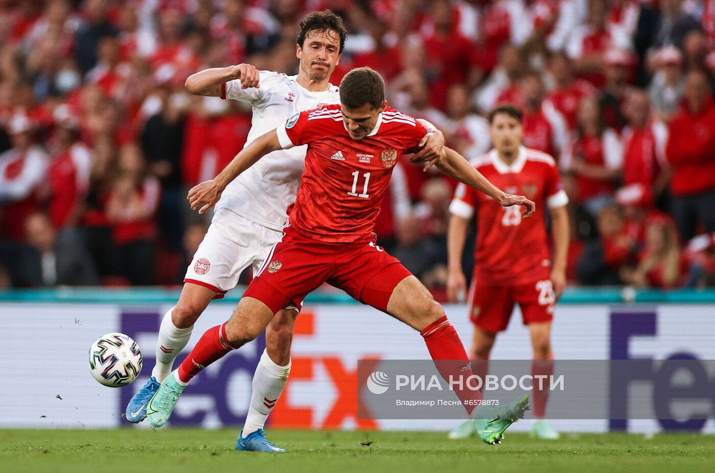 Футбол. ЧЕ-2020. Матч Россия - Дания
