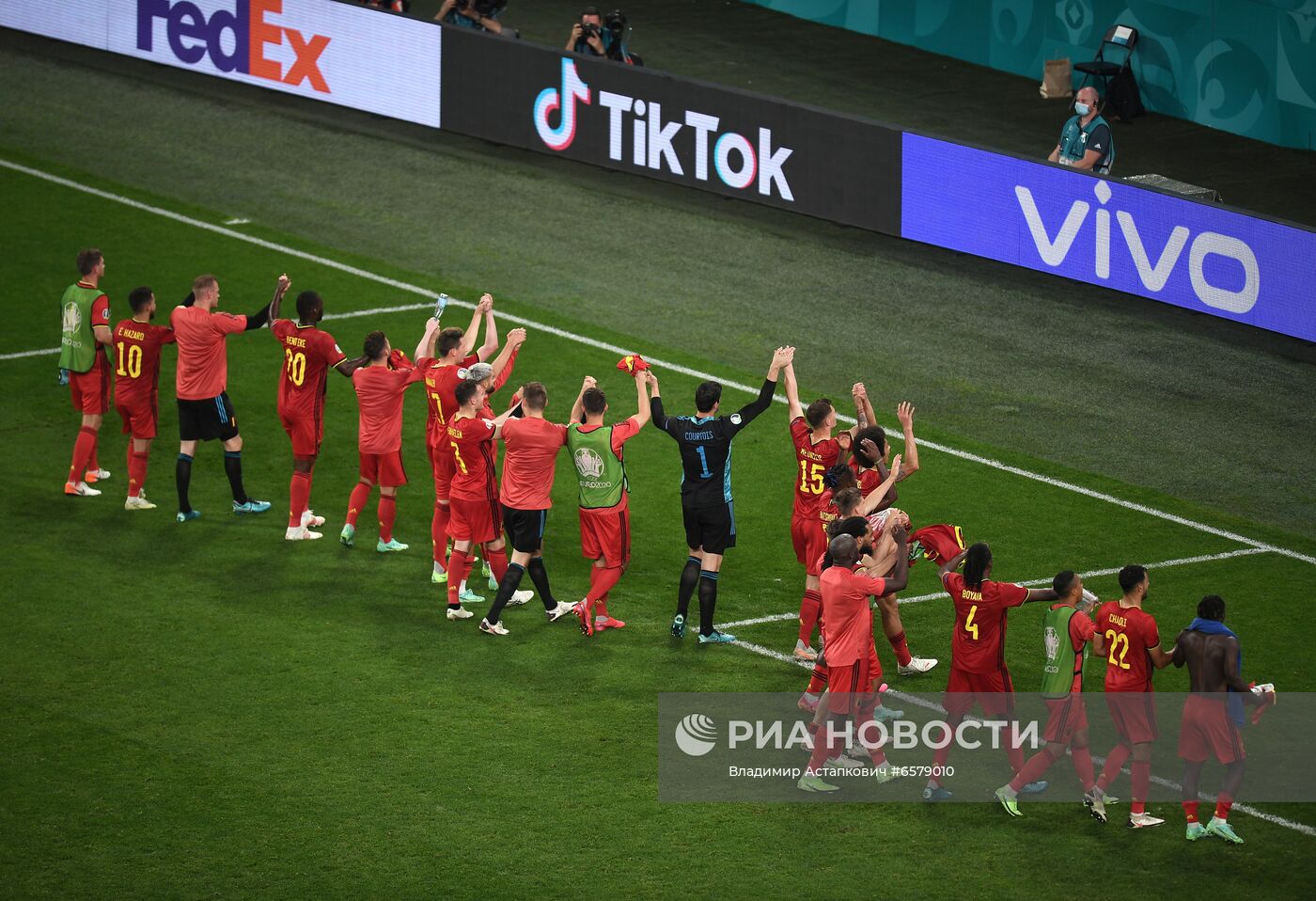 Футбол. ЧЕ-2020. Матч Финляндия - Бельгия