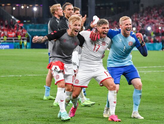 Футбол. ЧЕ-2020. Матч Россия - Дания