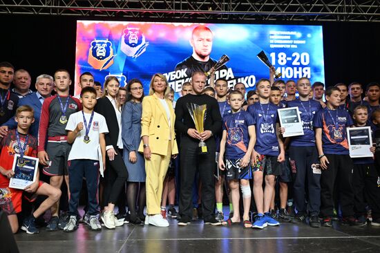 Соревнования по ММА в Омске