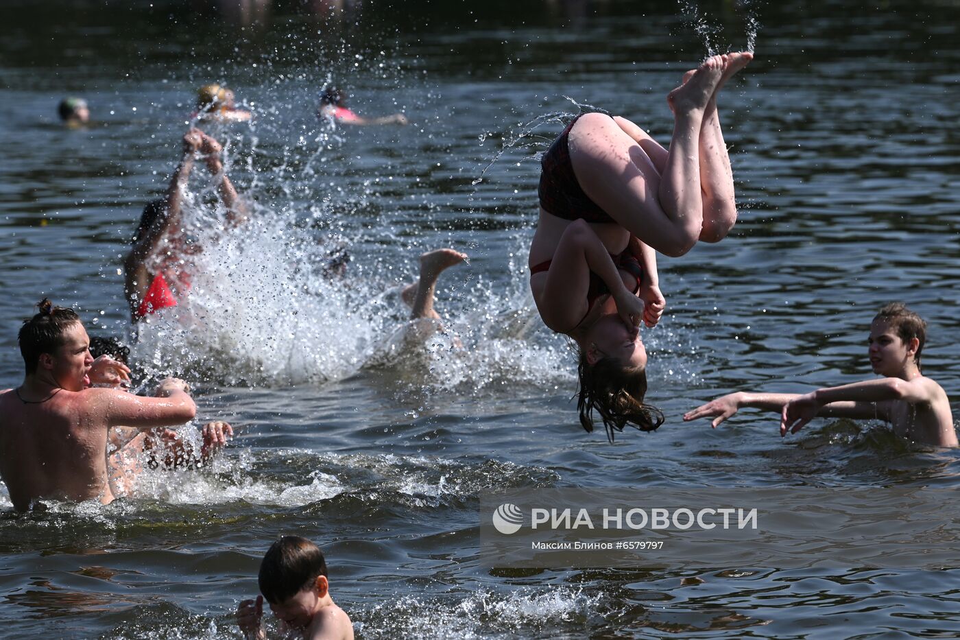 Жаркая погода в Москве