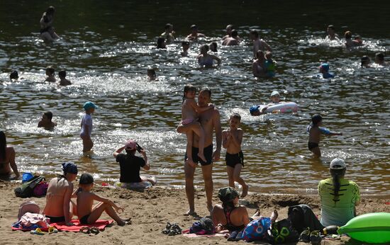 Жаркая погода в Москве