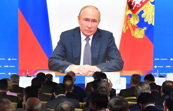 Президент РФ В. Путин выступил с обращением к участникам IX Московской конференции по международной безопасности