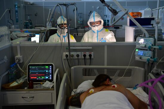 Резервный госпиталь COVID-19 в КВЦ "Сокольники"