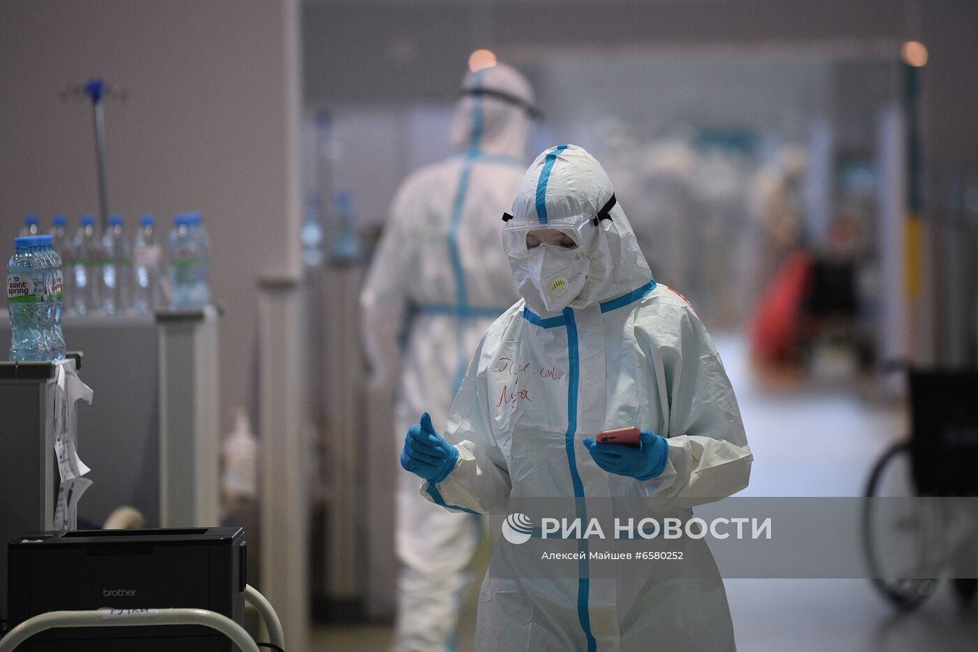 Резервный госпиталь COVID-19 в КВЦ "Сокольники"