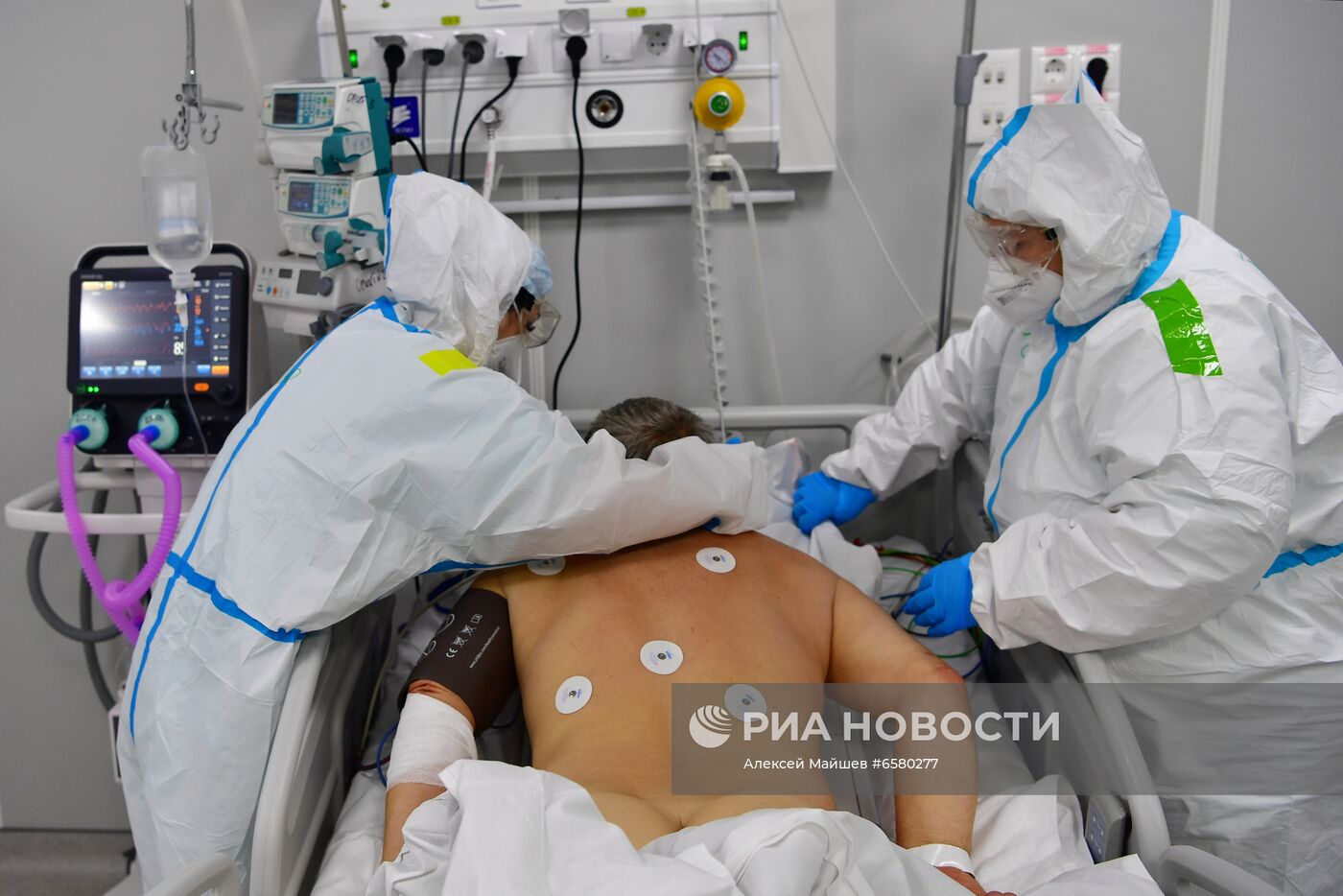 Резервный госпиталь COVID-19 в КВЦ "Сокольники"