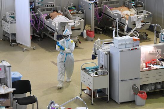 Резервный госпиталь COVID-19 в КВЦ "Сокольники"