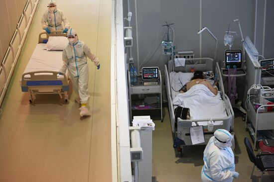 Резервный госпиталь COVID-19 в КВЦ "Сокольники"