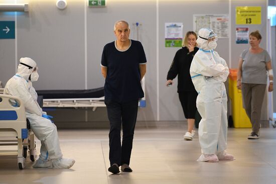 Резервный госпиталь COVID-19 в КВЦ "Сокольники"