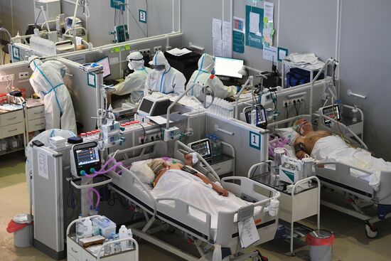 Резервный госпиталь COVID-19 в КВЦ "Сокольники"