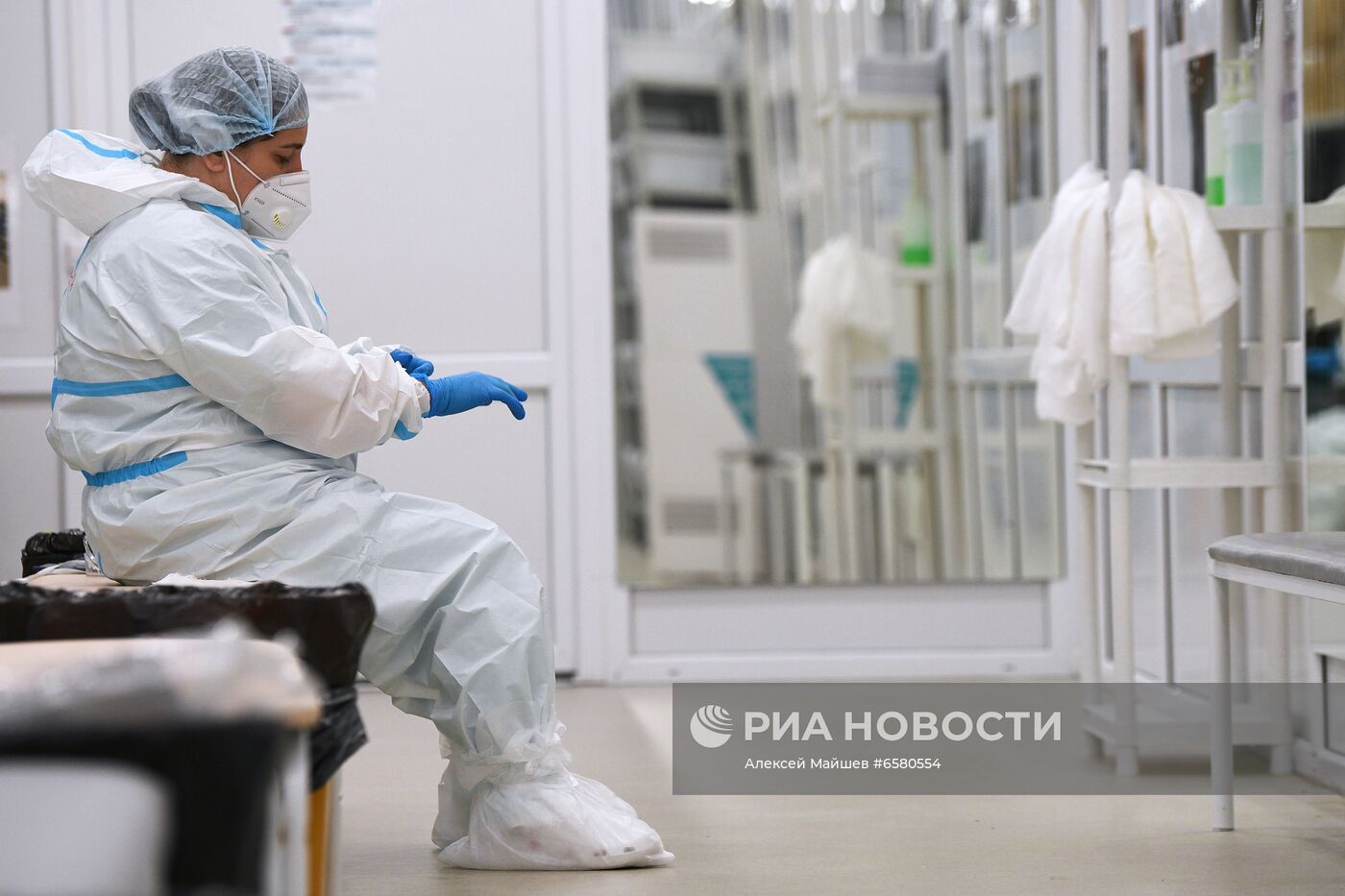 Резервный госпиталь COVID-19 в КВЦ "Сокольники"