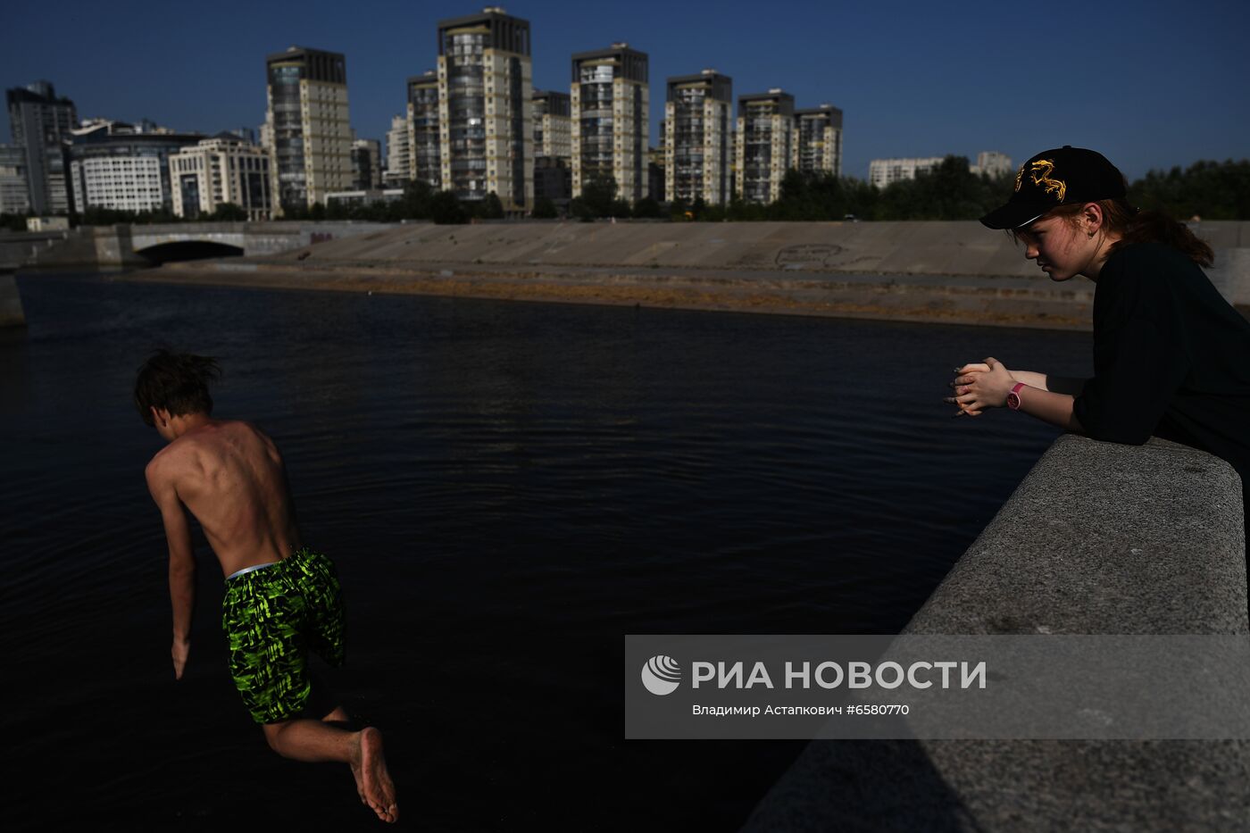 Рекордная жара в Санкт-Петербурге