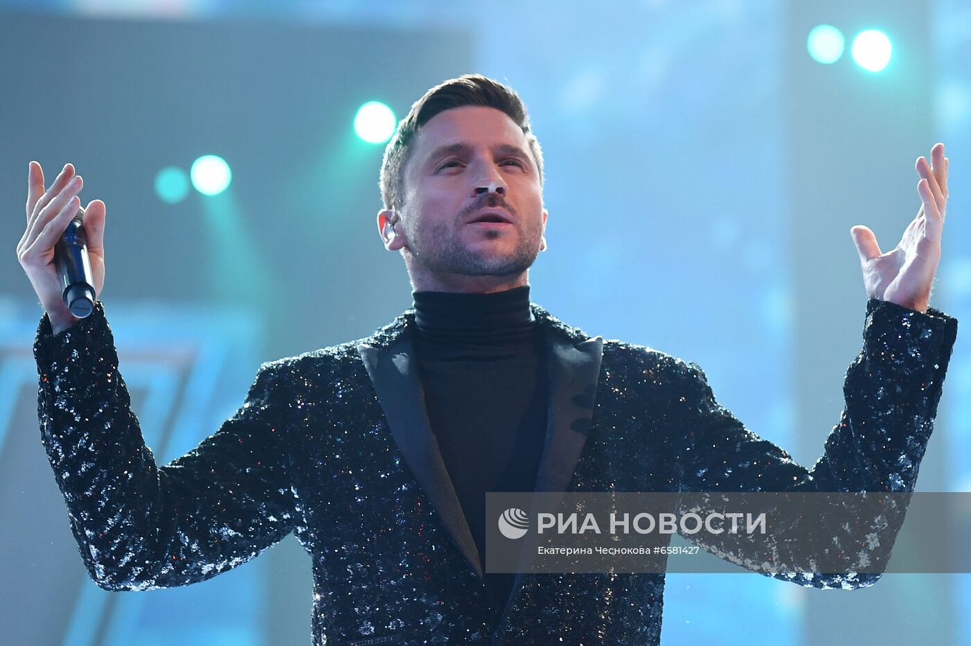 Открытие 5-го международного музыкального фестиваля "Жара"