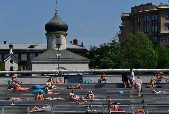 Аномальная жара в Москве