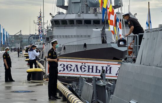 Международный военно-морской салон в Санкт-Петербурге