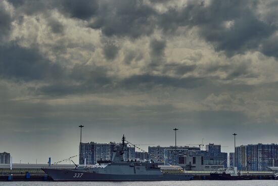 Международный военно-морской салон в Санкт-Петербурге