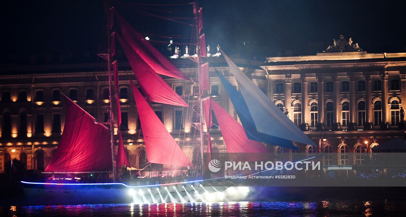 Праздник выпускников "Алые паруса" в Санкт-Петербурге