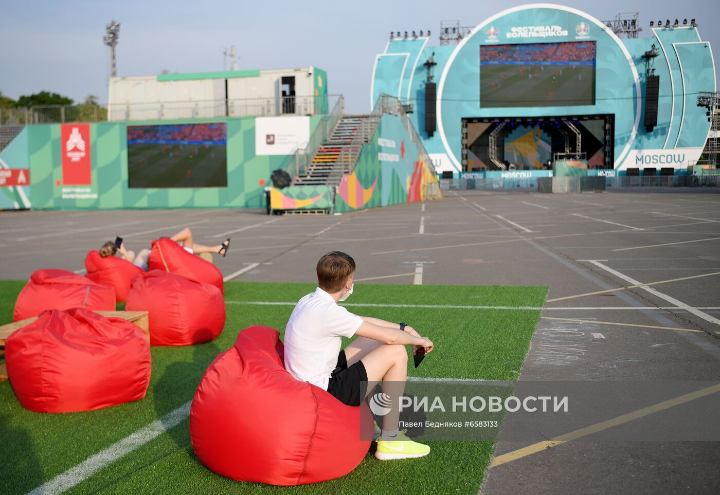 Фан-зона в "Лужниках" возобновила свою работу 