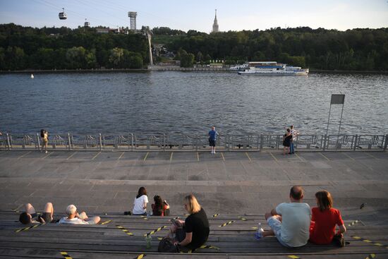 Жаркая погода