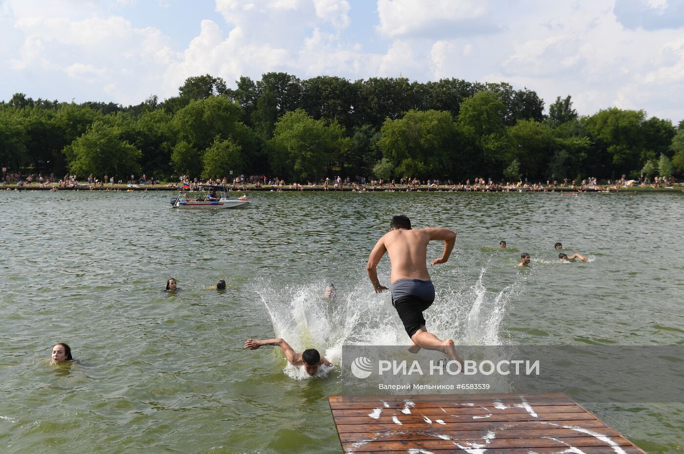 Тропарево парк купаться