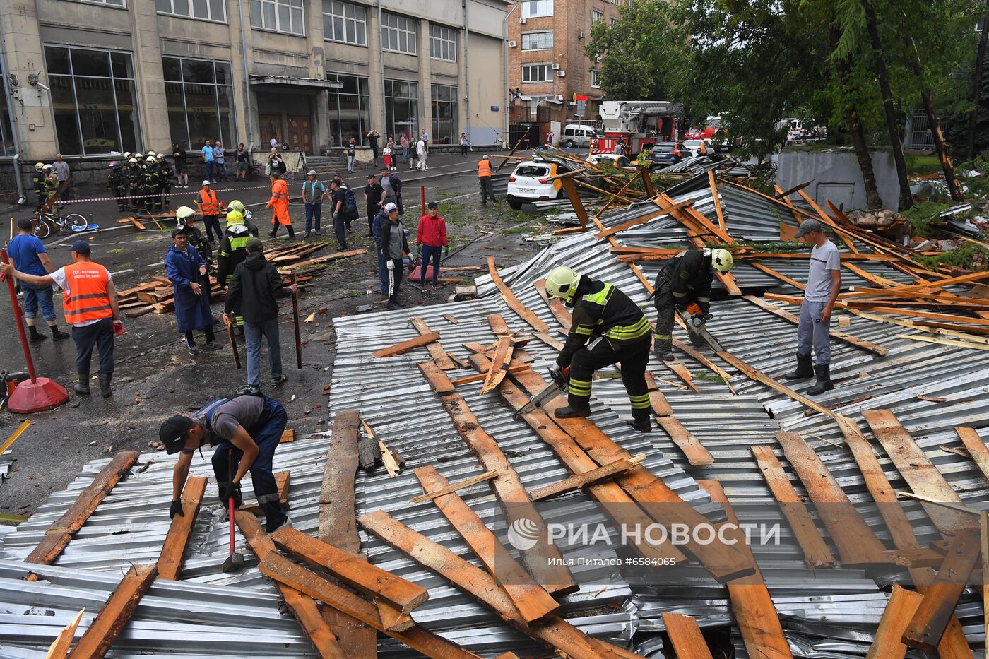 Дождь в Москве