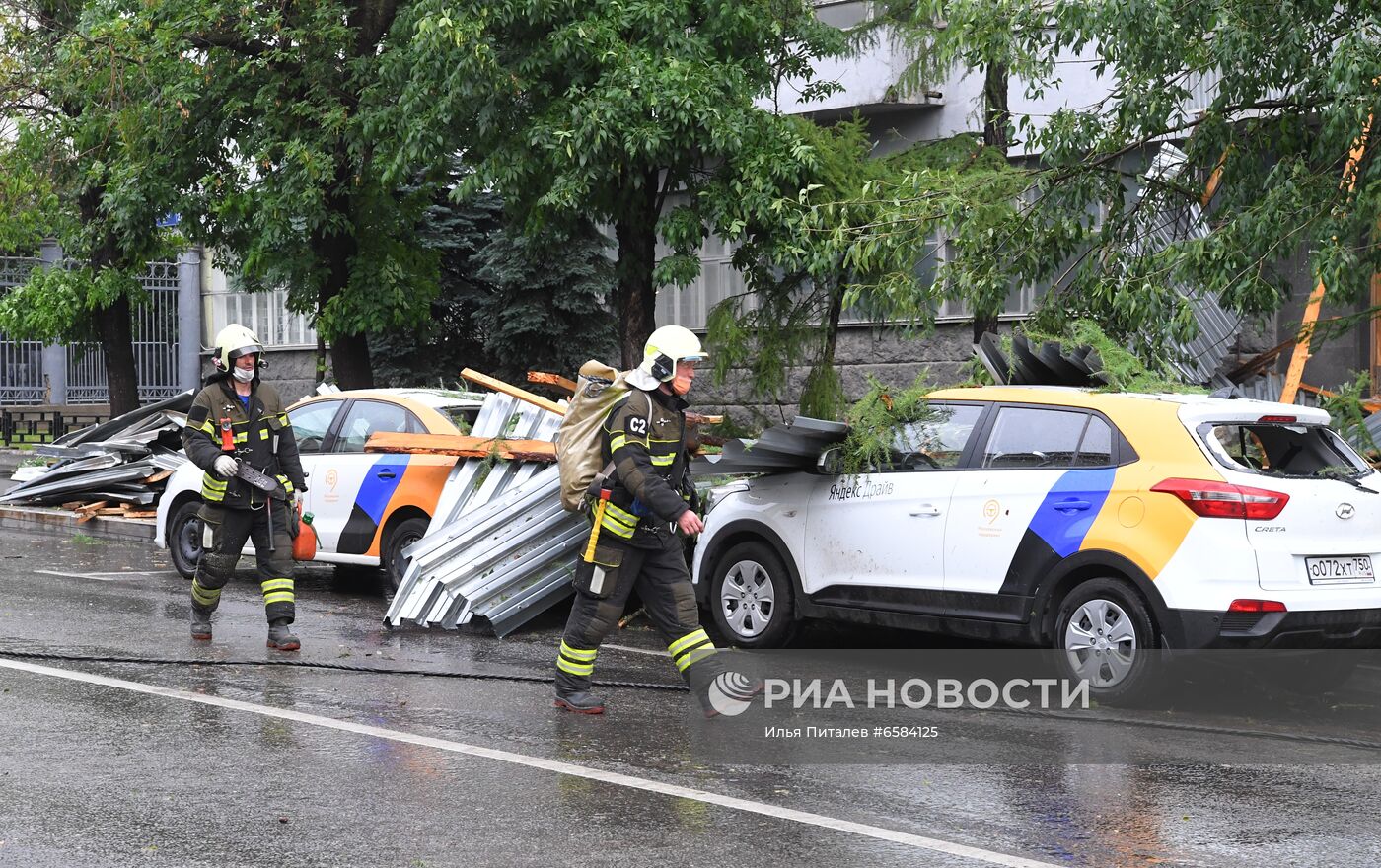 Дождь в Москве