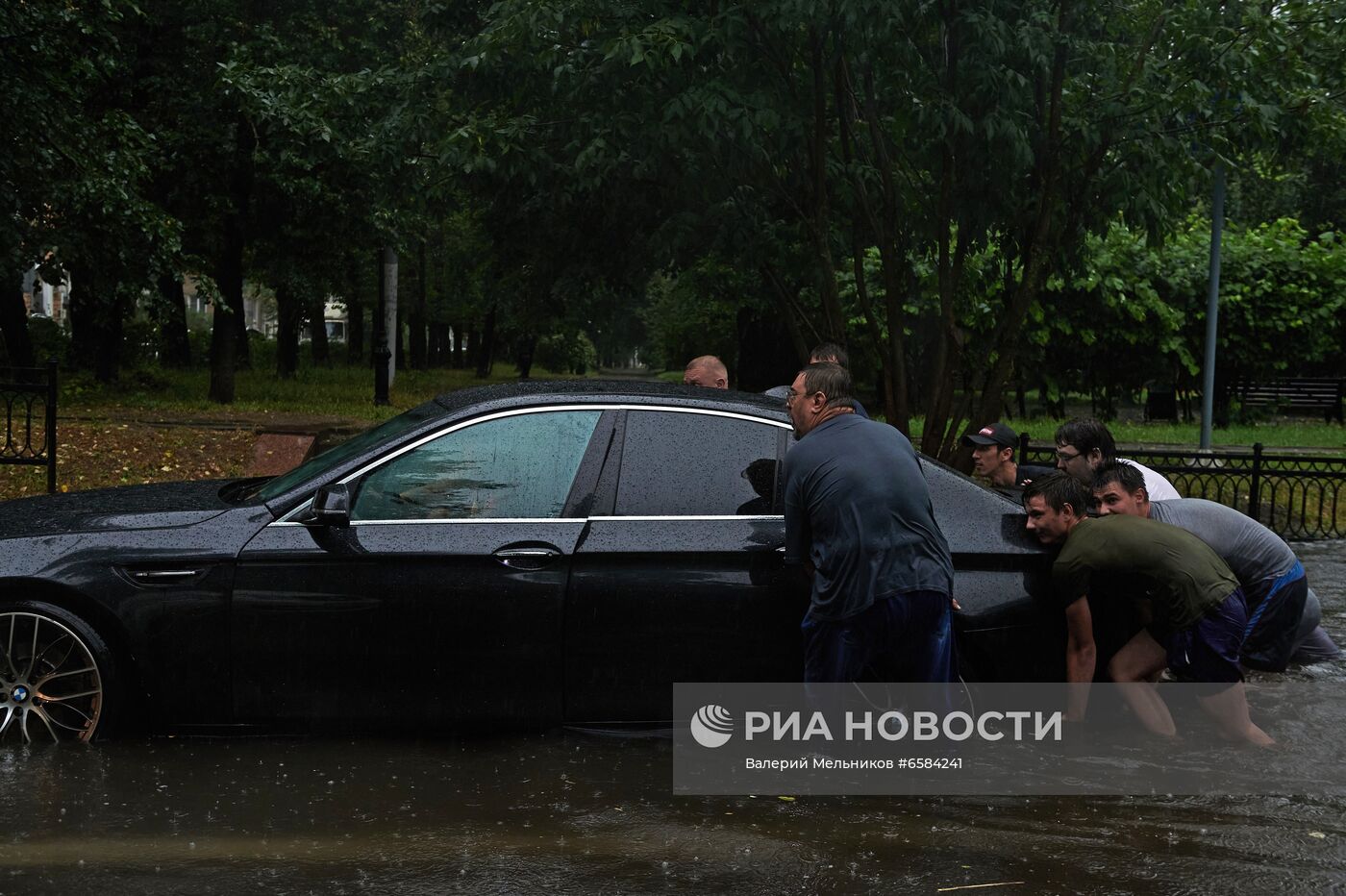 Дождь в Москве