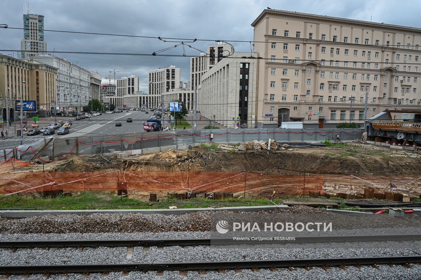Подготовка к запуску реверсивного движения поездов на участке Каланчевская-Курская МЦД-2