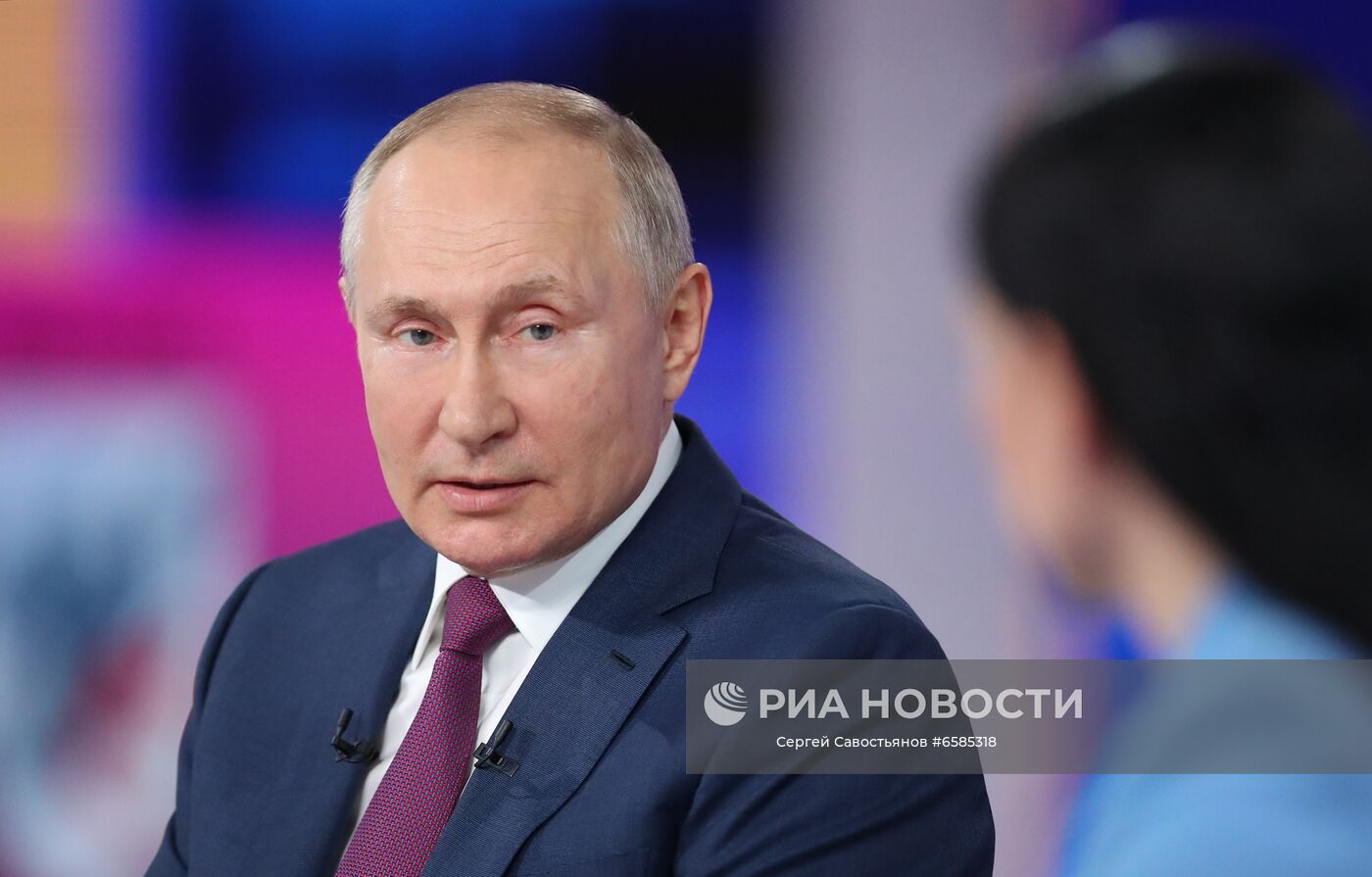 Прямая линия с президентом РФ Владимиром Путиным