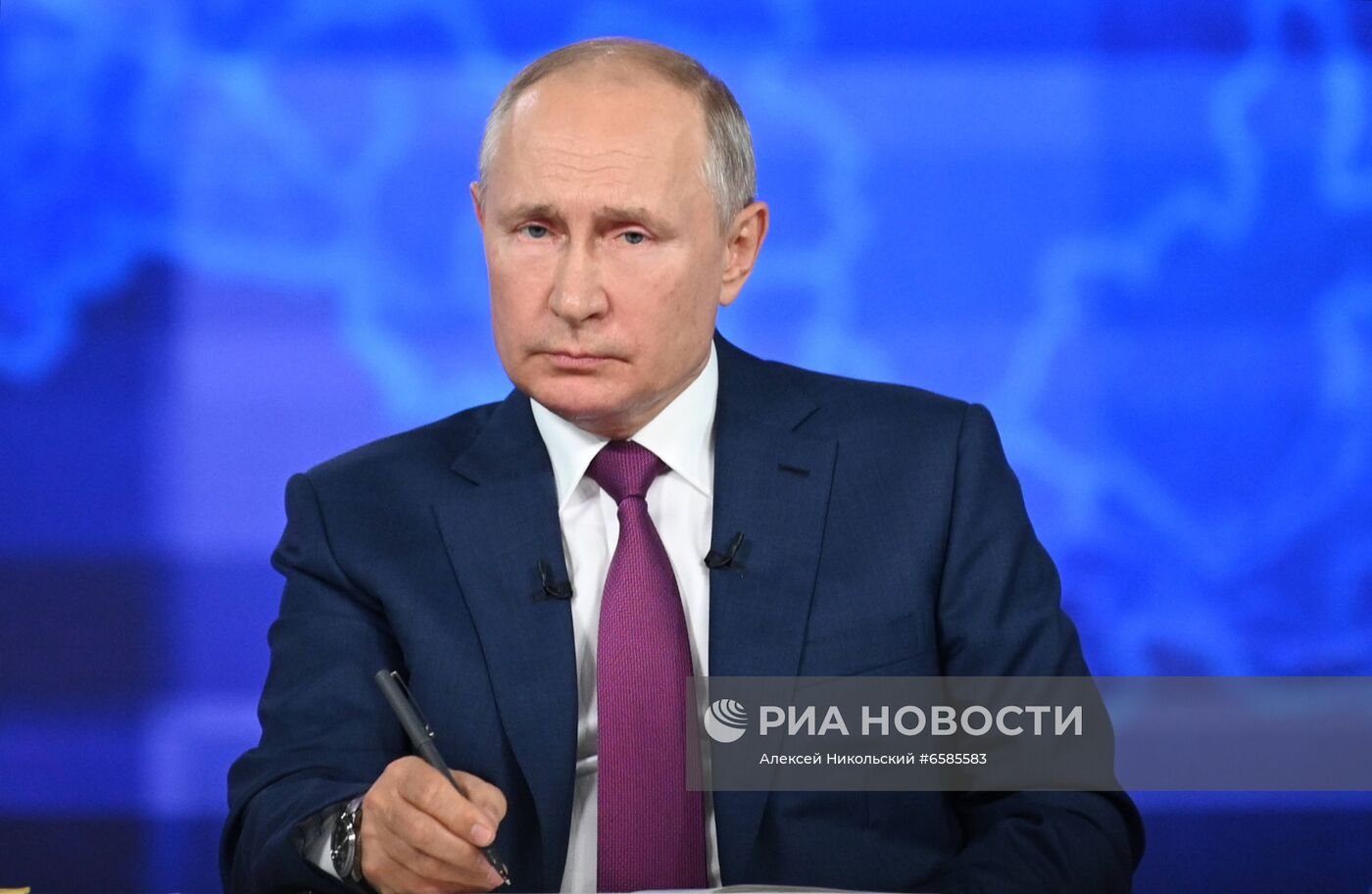 Прямая линия с президентом РФ Владимиром Путиным