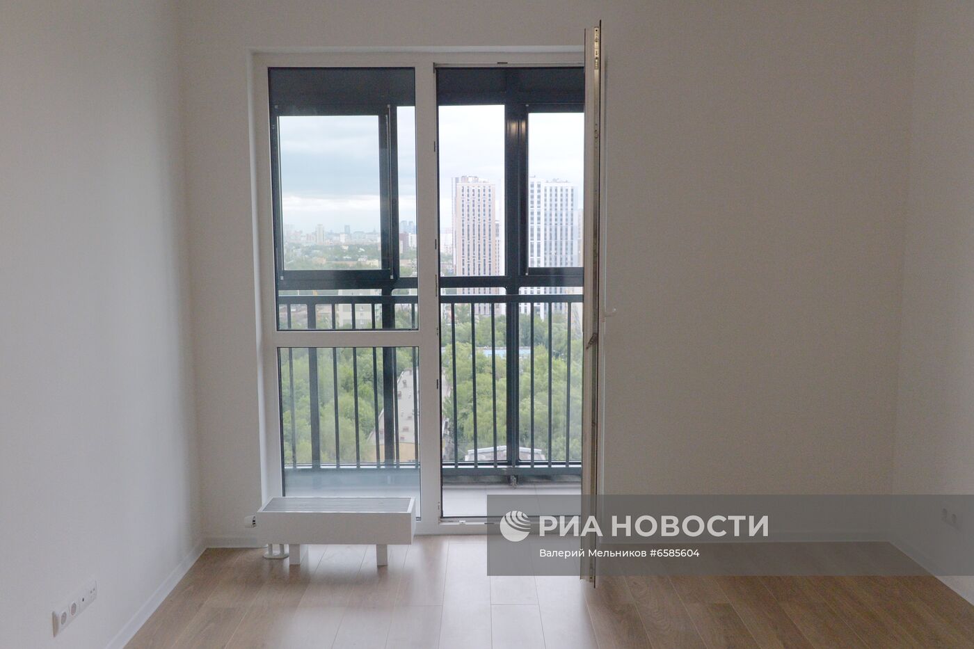 Показ дома, введенного по программе реновации жилищного фонда