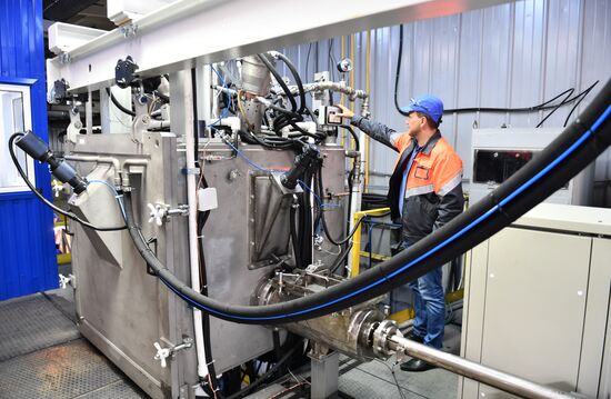 Запуск нового оборудования на заводе по обработке цветных металлов в Свердловской области