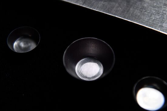 Запуск нового оборудования на заводе по обработке цветных металлов в Свердловской области