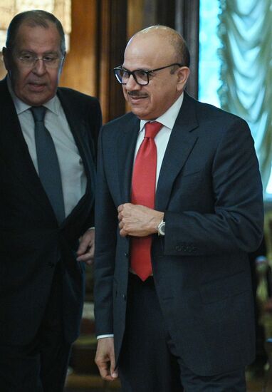 Встреча глав МИД РФ и Бахрейна С. Лаврова и А. Аз-Зайяни