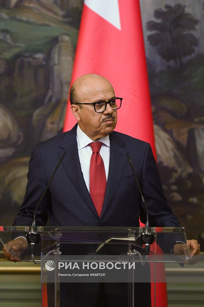 Встреча глав МИД РФ и Бахрейна С. Лаврова и А. Аз-Зайяни