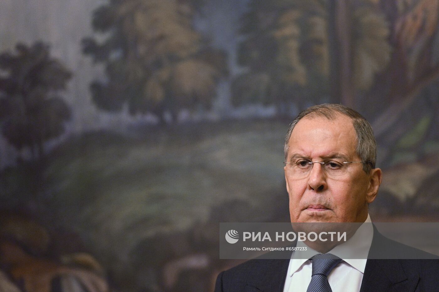 Встреча глав МИД РФ и Бахрейна С. Лаврова и А. Аз-Зайяни