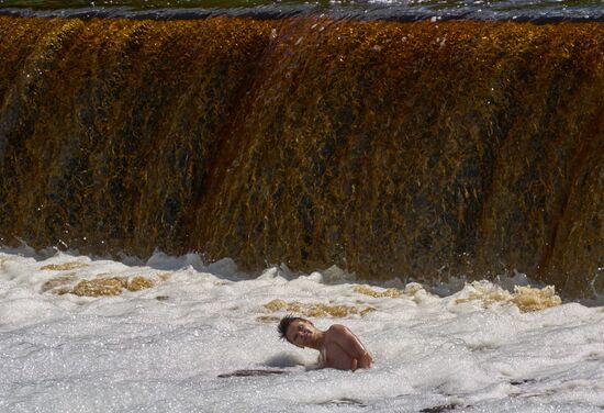 Тосненский водопад